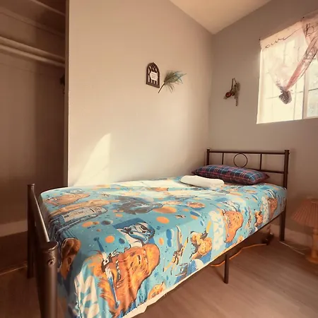 Las Vegas Simple Bed Share Room
